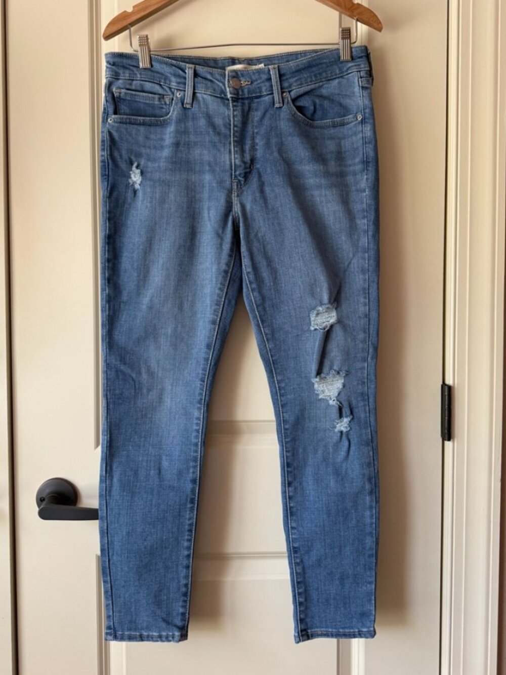 Levi's 711 Skinny Jeans size 30